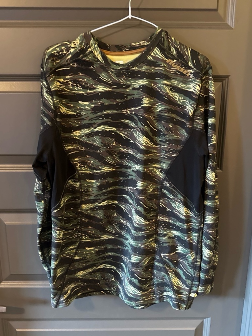 Russell Thermal Base Layer Long Sleeve Shirt Tiger Stripe Camo Men's L